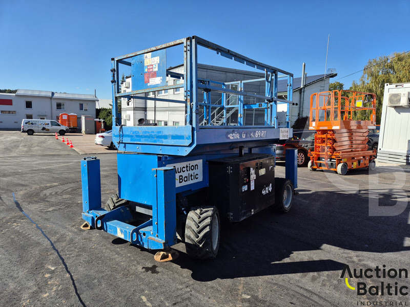 Genie GS 3369 RT - Scissor lift: picture 3 Genie GS 3369 RT - Scissor lift: picture 3