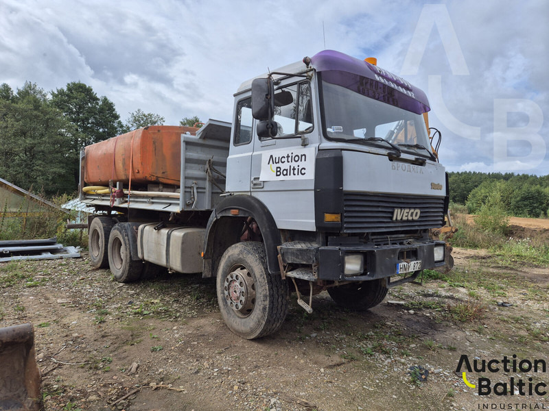 Iveco 260-34 - Tank truck: picture 2 Iveco 260-34 - Tank truck: picture 2
