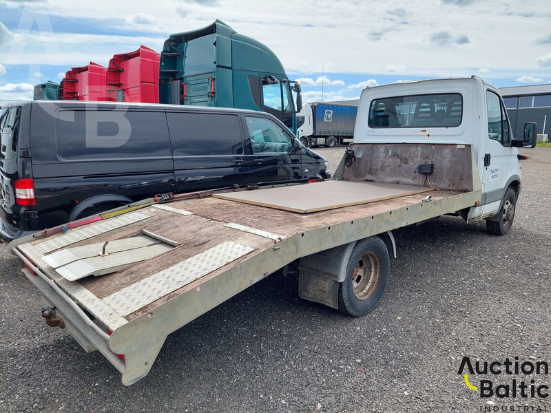 Iveco 35C 13 - Tow truck: picture 4 Iveco 35C 13 - Tow truck: picture 4