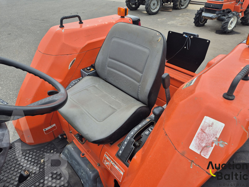 Kubota GL 29 - Farm tractor: picture 5 Kubota GL 29 - Farm tractor: picture 5