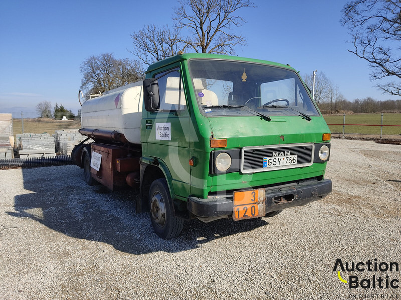 MAN 8.136 - Tank truck: picture 2 MAN 8.136 - Tank truck: picture 2