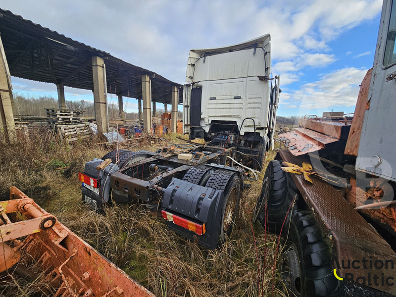 MAN TGA18.410 - Cab chassis truck: picture 3 MAN TGA18.410 - Cab chassis truck: picture 3