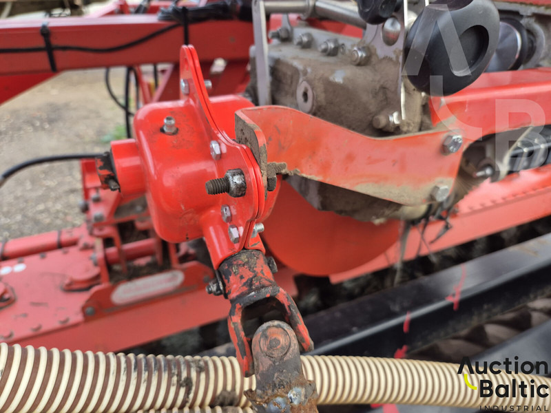 Maschio DMR 4000 - Combine seed drill: picture 5 Maschio DMR 4000 - Combine seed drill: picture 5