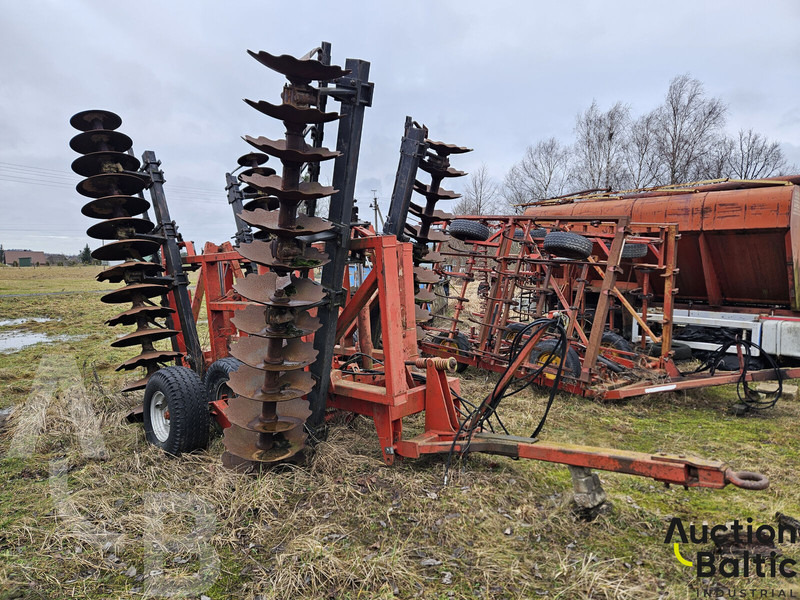 Massey Ferguson Ferguson - Disc harrow: picture 1 Massey Ferguson Ferguson - Disc harrow: picture 1