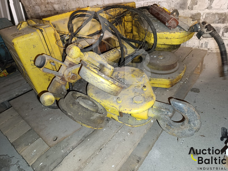 Onbekend Winch - Material handling equipment: picture 2 Onbekend Winch - Material handling equipment: picture 2