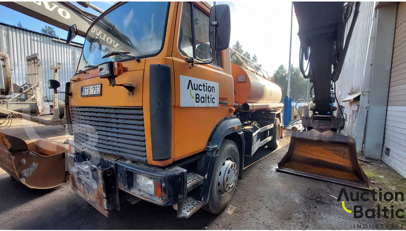 Maz 533731 - Tank truck: picture 1 Maz 533731 - Tank truck: picture 1