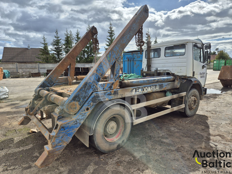 Mercedes-Benz 1722 - Skip loader truck: picture 4 Mercedes-Benz 1722 - Skip loader truck: picture 4