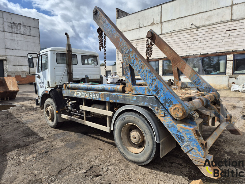 Mercedes-Benz 1722 - Skip loader truck: picture 3 Mercedes-Benz 1722 - Skip loader truck: picture 3