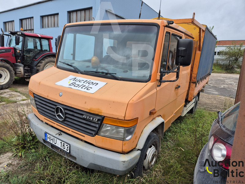 Mercedes-Benz 614 D - Curtainsider truck: picture 2 Mercedes-Benz 614 D - Curtainsider truck: picture 2