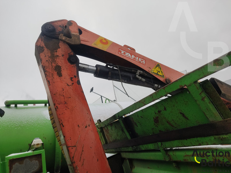 Tipper, Crane truck Mercedes-Benz 814: picture 12