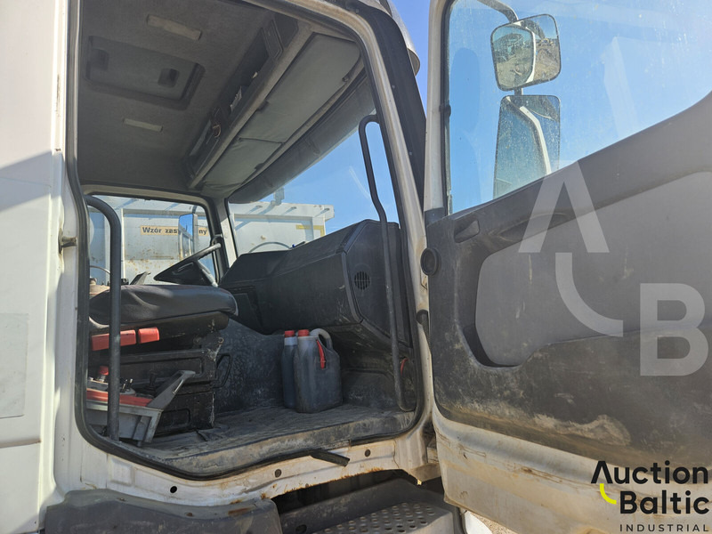 Mercedes-Benz Actros - Stationary concrete pump: picture 5 Mercedes-Benz Actros - Stationary concrete pump: picture 5