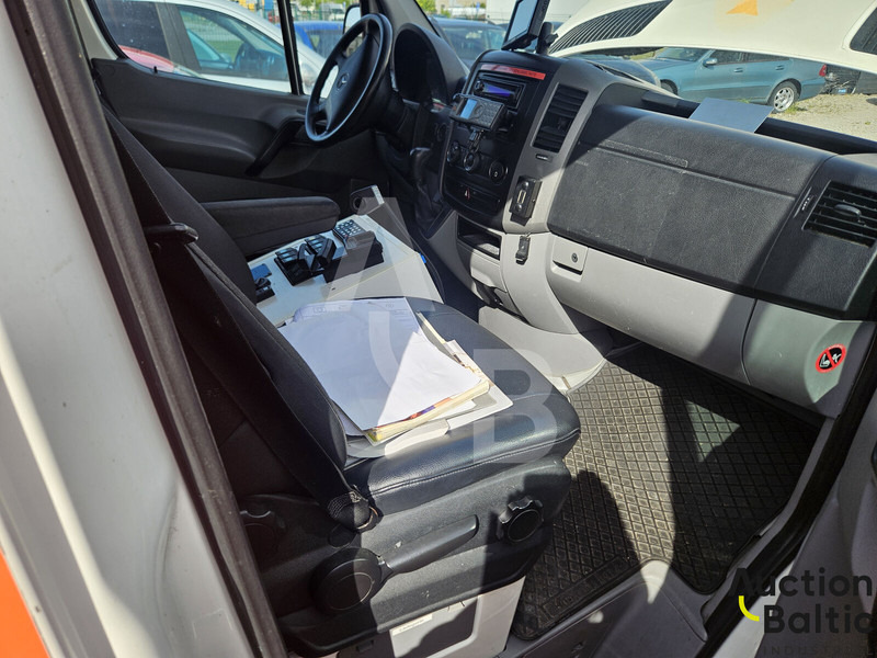 Ambulance Mercedes-Benz Sprinter: picture 9