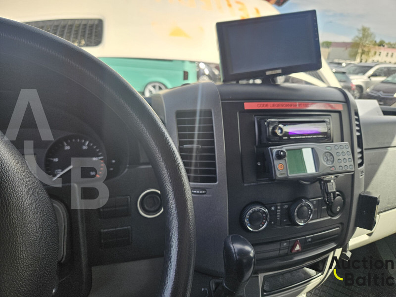 Ambulance Mercedes-Benz Sprinter: picture 7