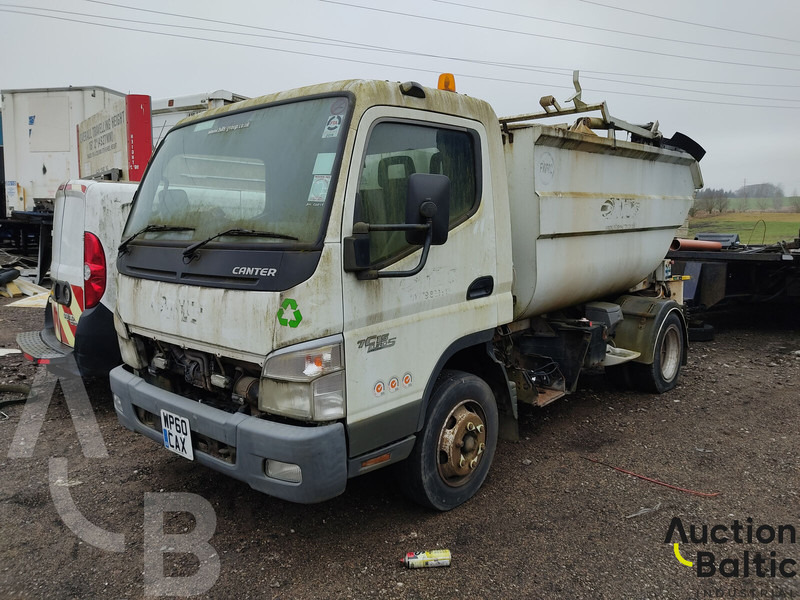 Mitsubishi Fuso - Garbage truck: picture 2 Mitsubishi Fuso - Garbage truck: picture 2