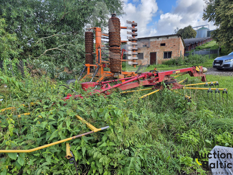 Rake-Turner GVR-6B - Tedder/ Rake: picture 2 Rake-Turner GVR-6B - Tedder/ Rake: picture 2