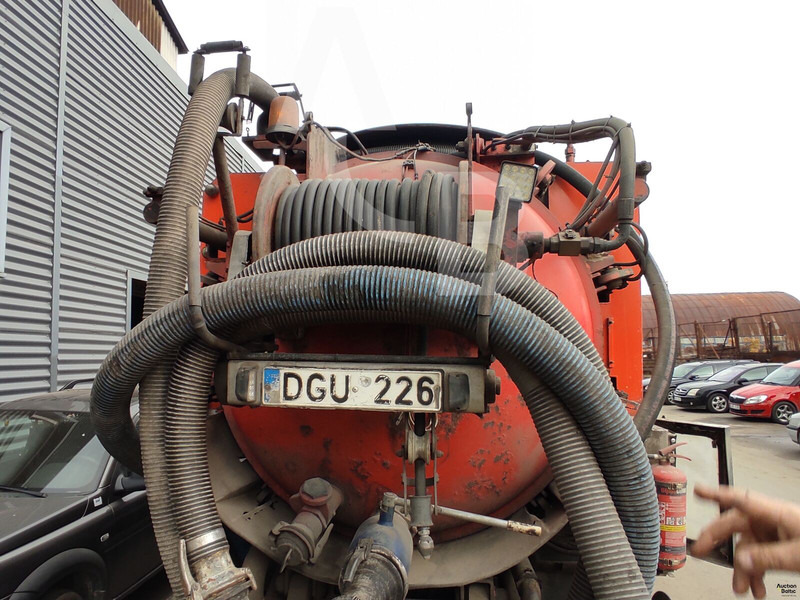 Vacuum truck Renault Premium 250.18: picture 9