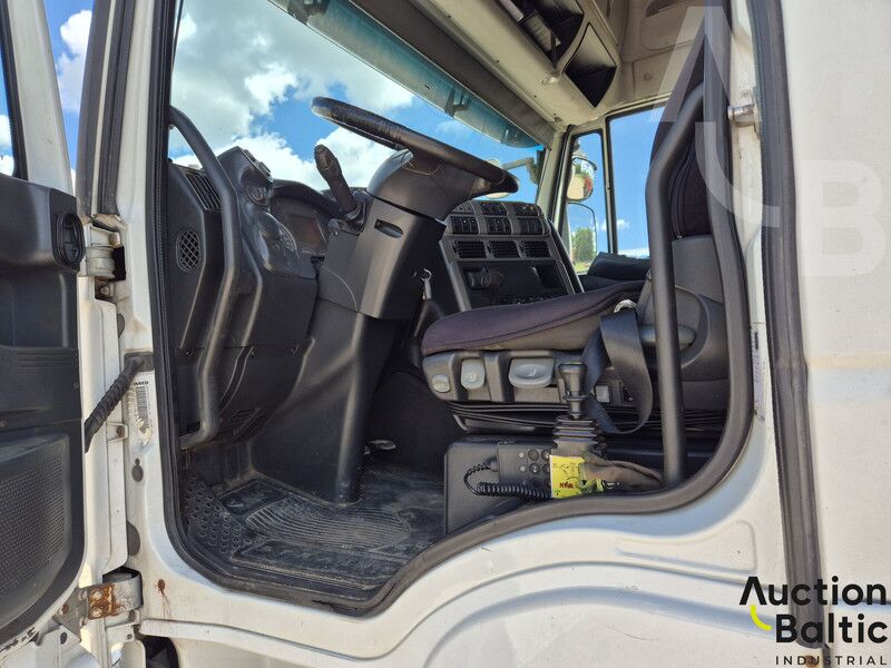 Iveco AS440S45T/P - Tractor unit: picture 5 Iveco AS440S45T/P - Tractor unit: picture 5