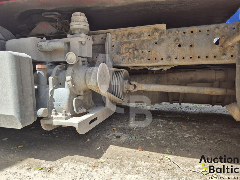 Leasing of Renault 460-19 T Renault 460-19 T: picture 8
