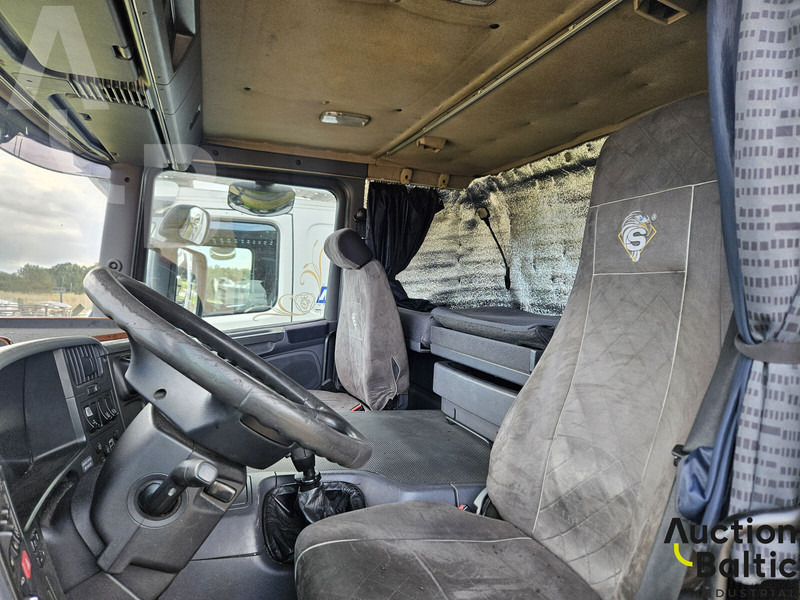 Scania P 420 - Tractor unit: picture 5 Scania P 420 - Tractor unit: picture 5