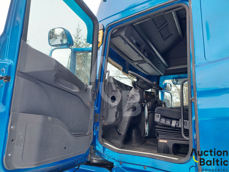 Scania T 114 LA - Tractor unit: picture 5 Scania T 114 LA - Tractor unit: picture 5