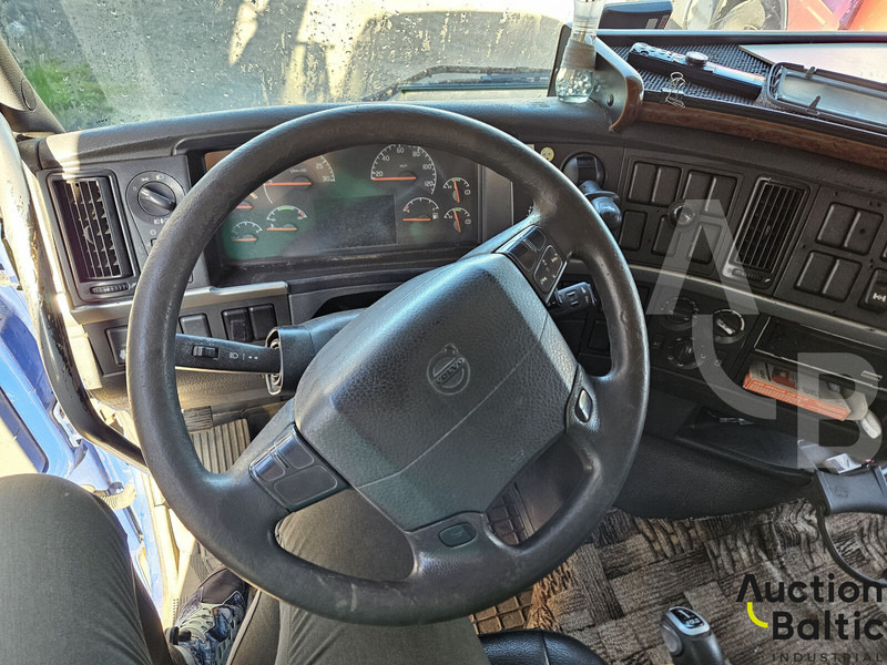Leasing of Volvo FH12 Volvo FH12: picture 6