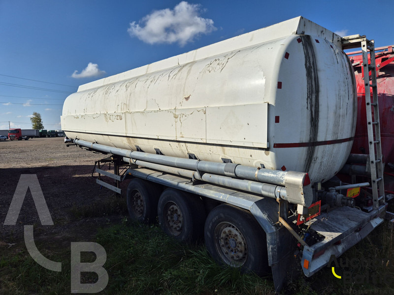 VAN DEN DIJSSEL VD 32.120 - Tank semi-trailer: picture 2 VAN DEN DIJSSEL VD 32.120 - Tank semi-trailer: picture 2