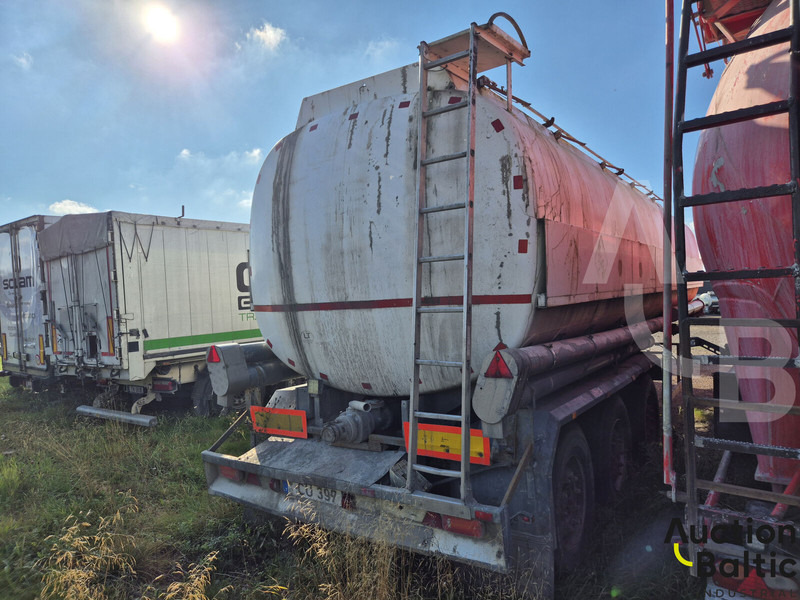 VAN DEN DIJSSEL VD 32.120 - Tank semi-trailer: picture 3 VAN DEN DIJSSEL VD 32.120 - Tank semi-trailer: picture 3