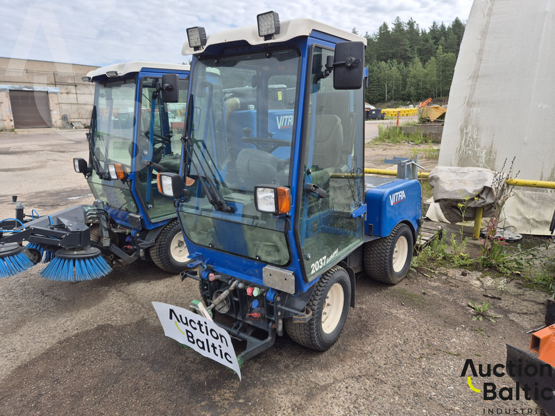 Vitra 2037 Economy - Road sweeper: picture 1 Vitra 2037 Economy - Road sweeper: picture 1