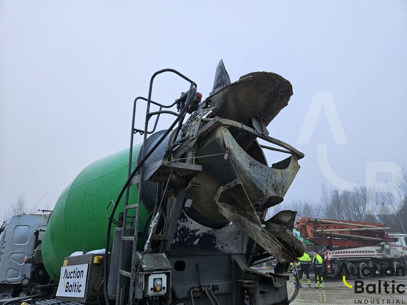 Volvo FE320 - Concrete mixer truck: picture 5 Volvo FE320 - Concrete mixer truck: picture 5