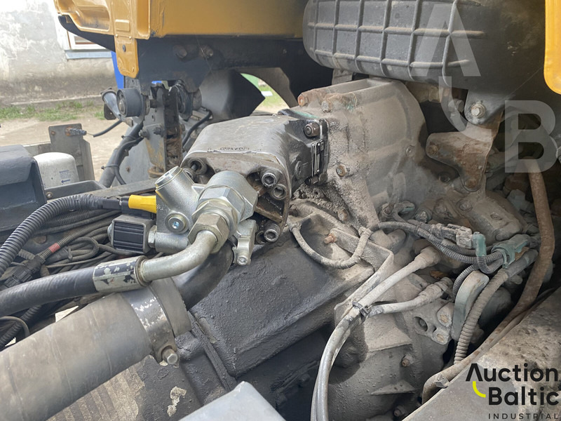 Tipper Volvo FL 240 4x2: picture 14