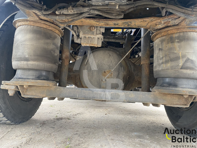 Tipper Volvo FL 240 4x2: picture 16