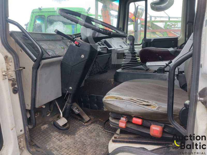 Volvo FL618 - Tipper, Crane truck: picture 5 Volvo FL618 - Tipper, Crane truck: picture 5