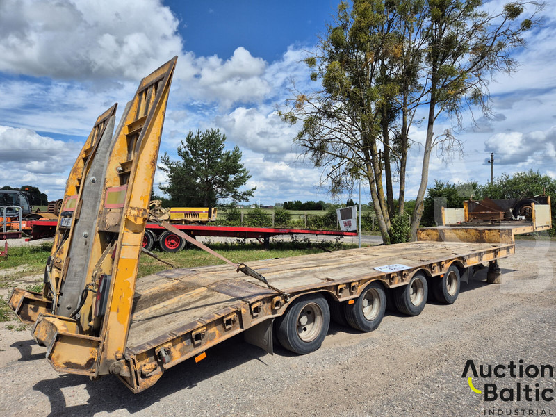 Wielton NJ52 - Curtainsider semi-trailer: picture 2 Wielton NJ52 - Curtainsider semi-trailer: picture 2