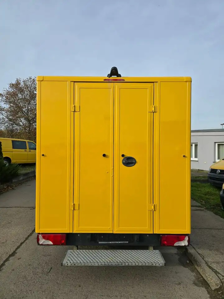 Vending truck Mercedes-Benz Sprinter/Foodtruck/ 1. Hand: picture 8 Vending truck Mercedes-Benz Sprinter/Foodtruck/ 1. Hand: picture 8