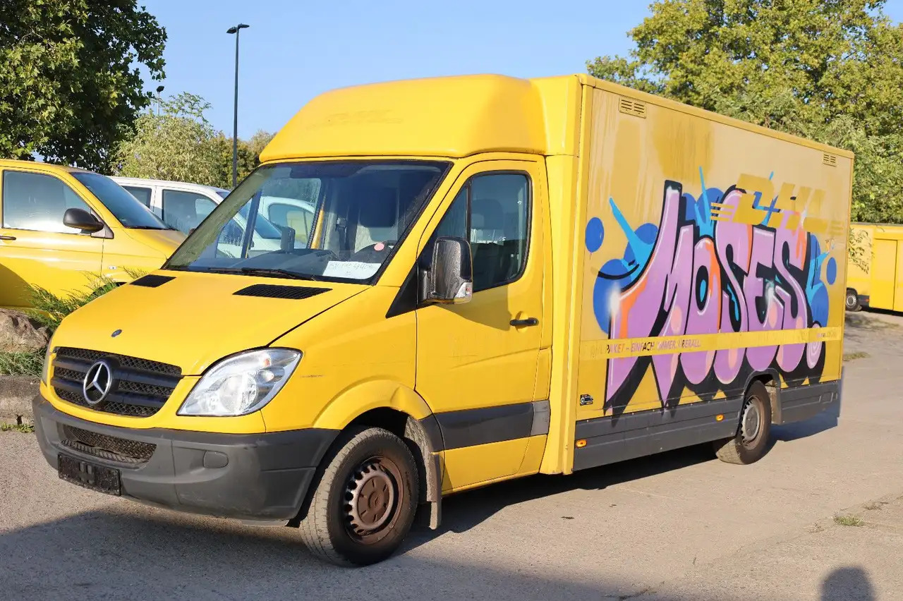 Mercedes-Benz Sprinter II Pritsche/ Koffer/Regalsystem - Box van: picture 1 Mercedes-Benz Sprinter II Pritsche/ Koffer/Regalsystem - Box van: picture 1