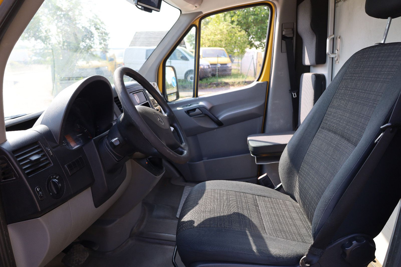 Mercedes-Benz Sprinter/Koffer/Regalsystem/ EU5/ 1. Hand - Passenger van: picture 3 Mercedes-Benz Sprinter/Koffer/Regalsystem/ EU5/ 1. Hand - Passenger van: picture 3