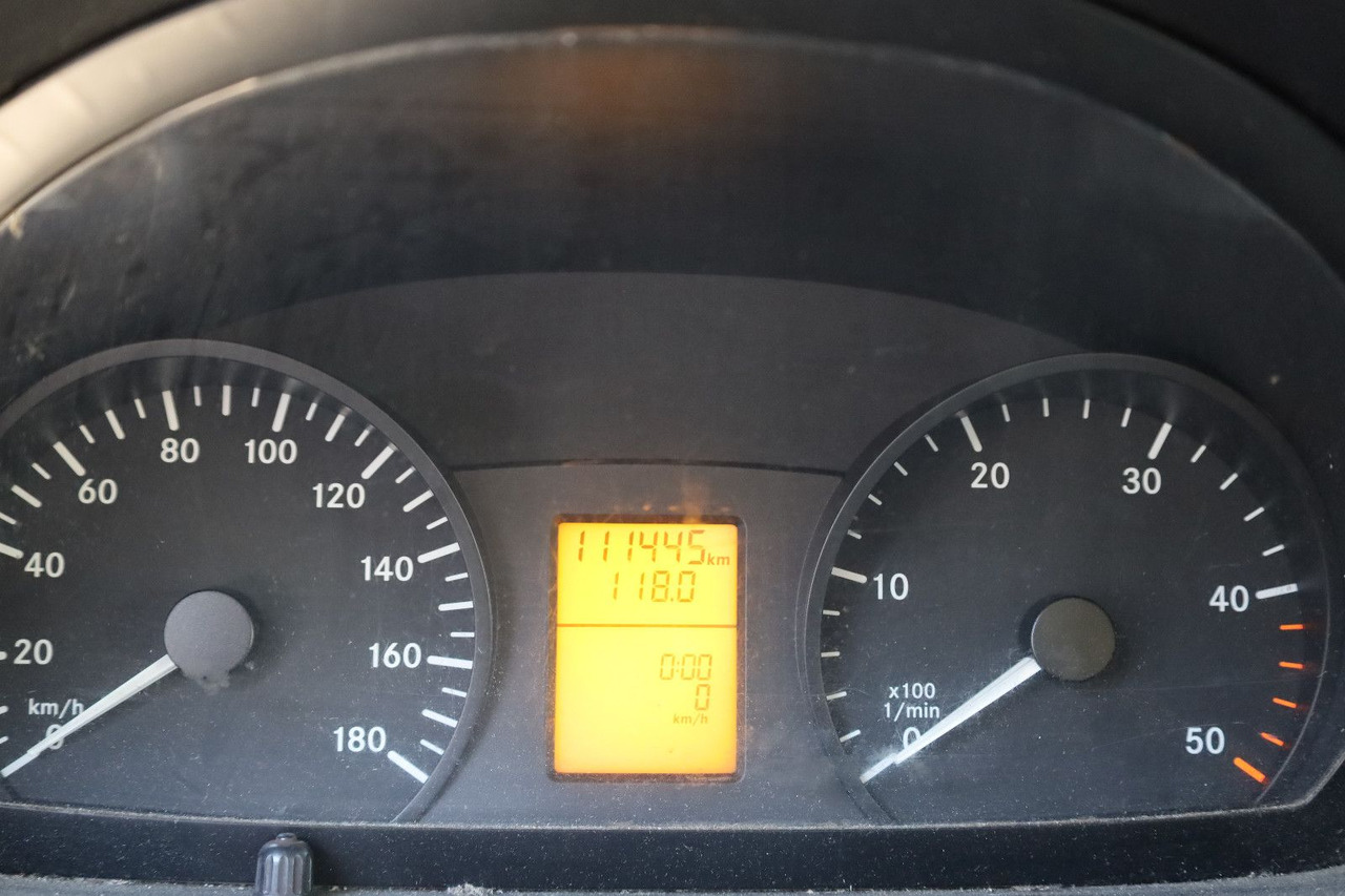 Box van Mercedes-Benz Sprinter/ Koffer/Regalsystem/Motorschaden: picture 8
