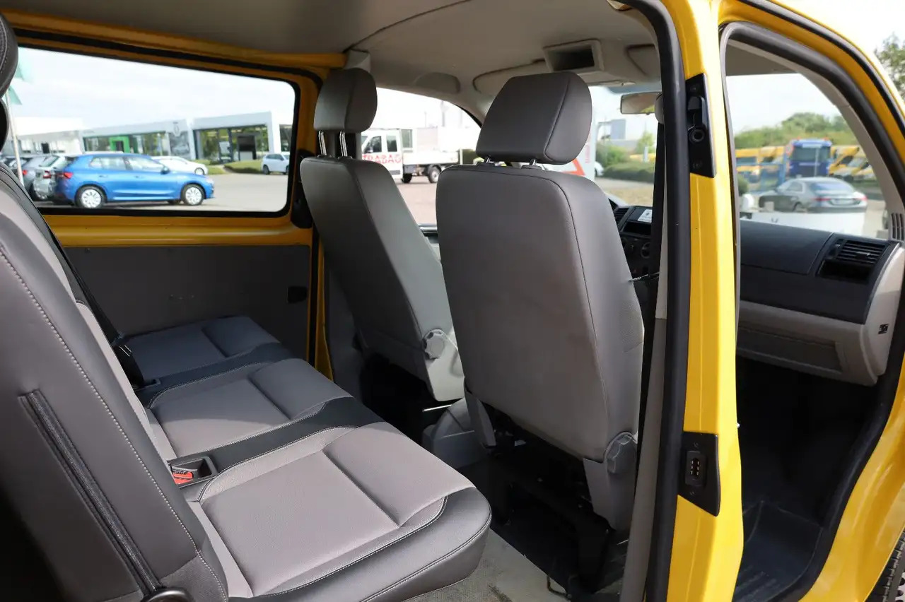 Volkswagen T5 Transporter/ 2.0 TDI/EU5/1.Hand/5-Sitze - Combi van: picture 3 Volkswagen T5 Transporter/ 2.0 TDI/EU5/1.Hand/5-Sitze - Combi van: picture 3