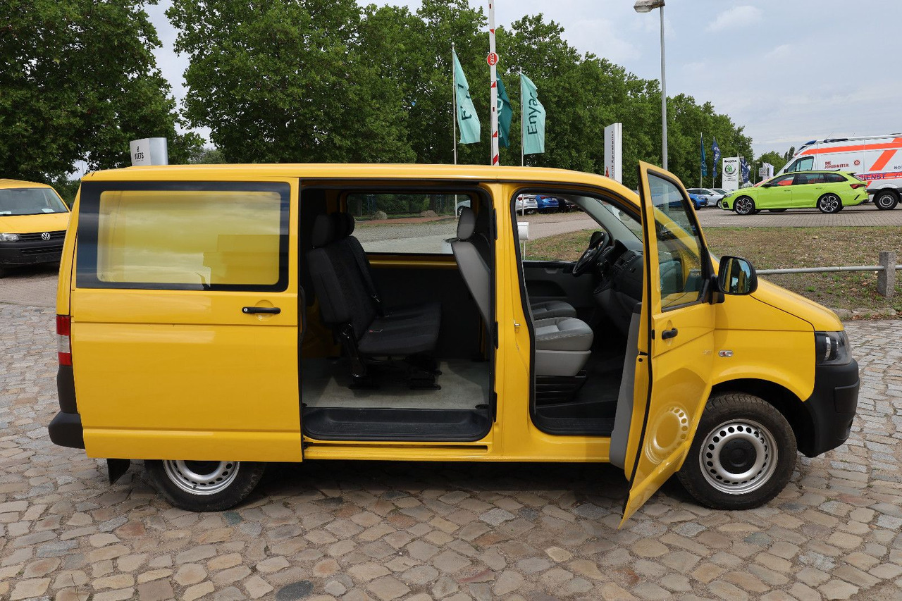 Volkswagen T5 Transporter Kasten-Kombi 2.0 TDI/EU5/5-Sitze - Passenger van: picture 2 Volkswagen T5 Transporter Kasten-Kombi 2.0 TDI/EU5/5-Sitze - Passenger van: picture 2