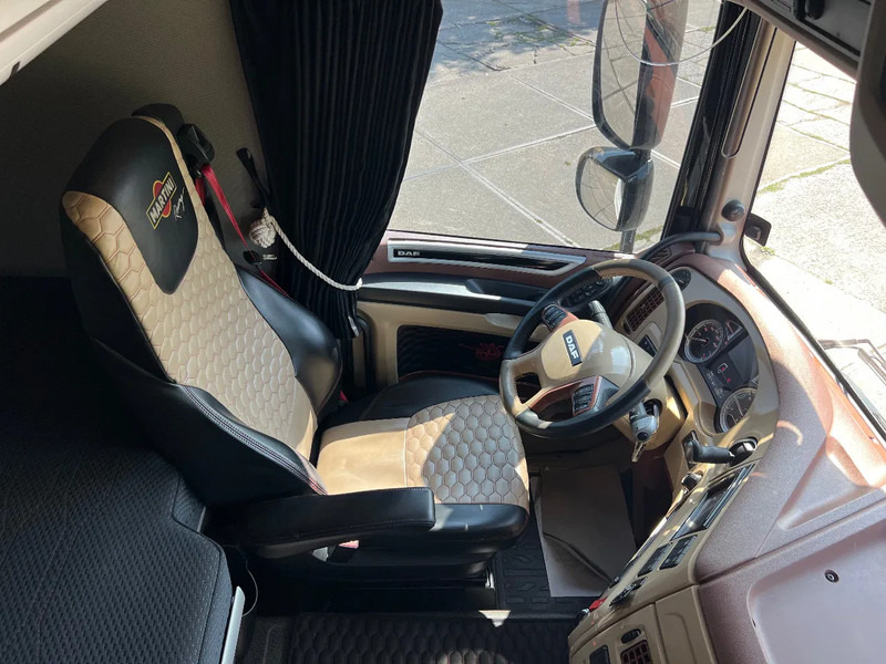 Tractor unit DAF XF 530 MARTINI RACING XF530 full options: picture 20