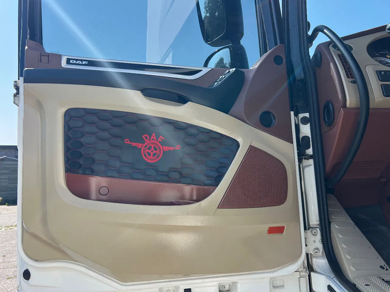 Tractor unit DAF XF 530 MARTINI RACING XF530 full options: picture 14