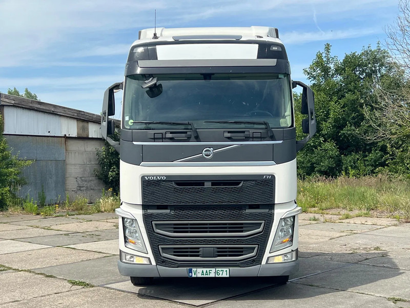 Volvo FH 500 2018 model***Park Cool***FH500 GLOBE - Tractor unit: picture 2 Volvo FH 500 2018 model***Park Cool***FH500 GLOBE - Tractor unit: picture 2