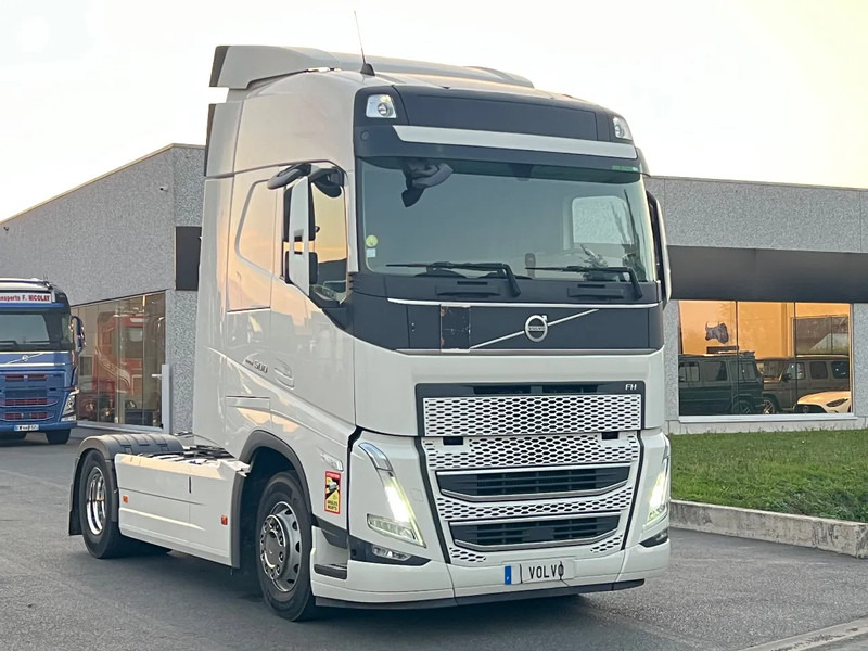 Volvo FH 500 2023**Park cool**FH500 2023 486.000km** - Tractor unit: picture 4 Volvo FH 500 2023**Park cool**FH500 2023 486.000km** - Tractor unit: picture 4
