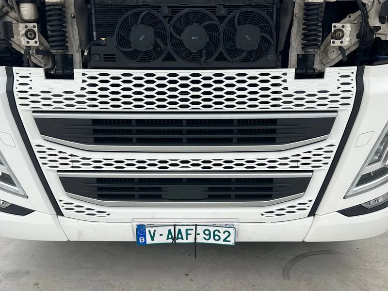 Volvo FH 500 XL CAB**500.000km**FH 500 XL 2022*TURBO COMPOUND* - Tractor unit: picture 3 Volvo FH 500 XL CAB**500.000km**FH 500 XL 2022*TURBO COMPOUND* - Tractor unit: picture 3