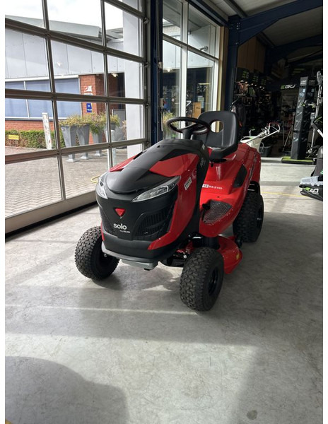 SOLO Solo zitmaaier T13-933HD - Garden mower: picture 1 SOLO Solo zitmaaier T13-933HD - Garden mower: picture 1