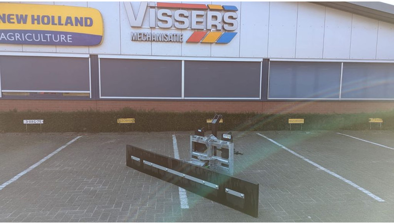 Zocon Rubberschuif 2.80 mtr Giant + 3-punts - Livestock equipment: picture 5 Zocon Rubberschuif 2.80 mtr Giant + 3-punts - Livestock equipment: picture 5