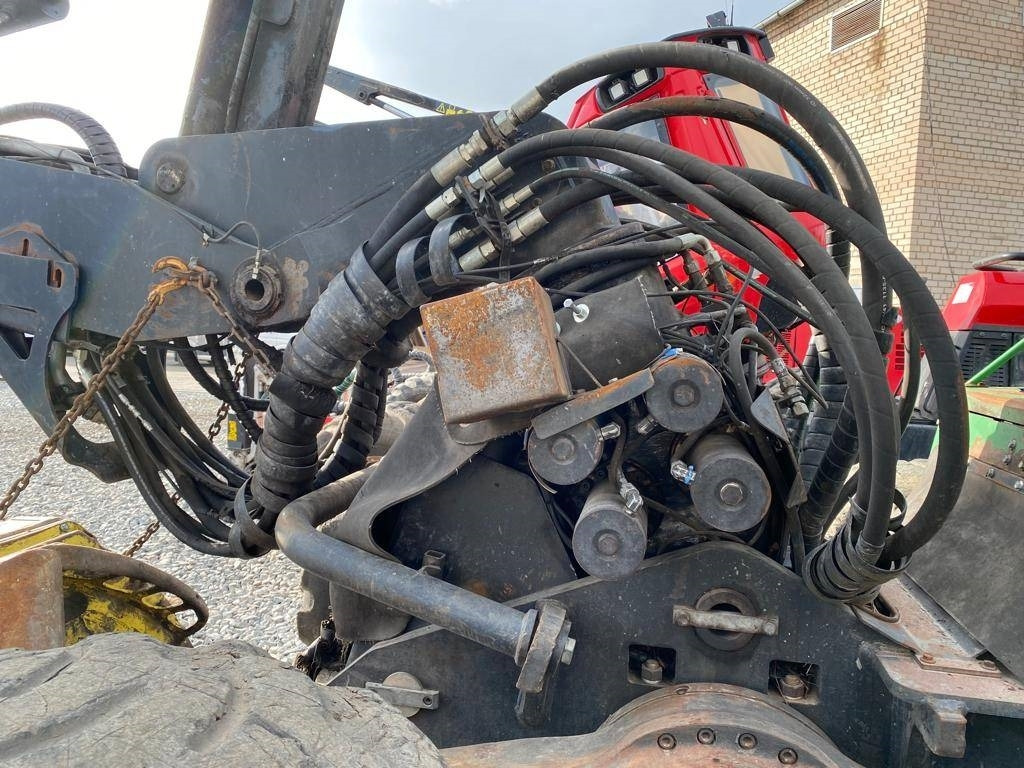 Forestry harvester John Deere 1470 E: picture 7 Forestry harvester John Deere 1470 E: picture 7