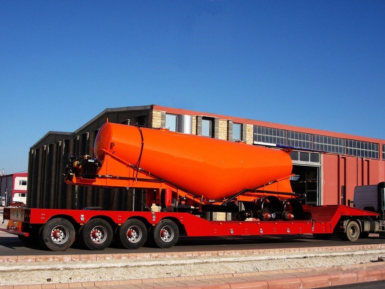 New Low loader semi-trailer AME 100 Ton, Front Loading 4 Axle Lowbed Semi Trailer: picture 6 New Low loader semi-trailer AME 100 Ton, Front Loading 4 Axle Lowbed Semi Trailer: picture 6