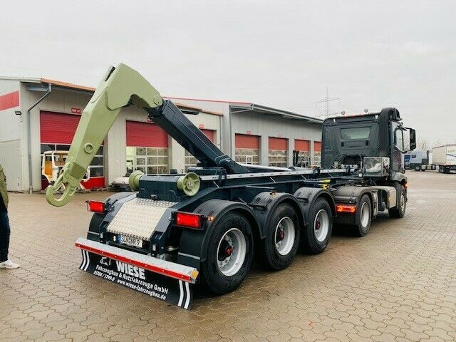 Auflieger Abrollkipper Hakenlift Agrarausführung - Container transporter/ Swap body semi-trailer: picture 3 Auflieger Abrollkipper Hakenlift Agrarausführung - Container transporter/ Swap body semi-trailer: picture 3