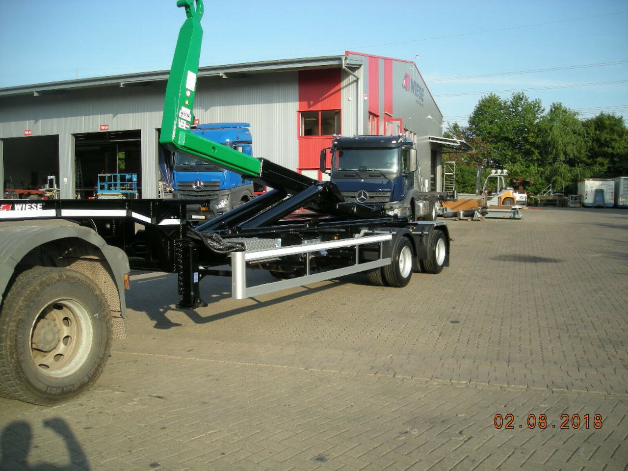 Auflieger Abrollkipper Hakenlift Hooklift - Container transporter/ Swap body semi-trailer: picture 2 Auflieger Abrollkipper Hakenlift Hooklift - Container transporter/ Swap body semi-trailer: picture 2